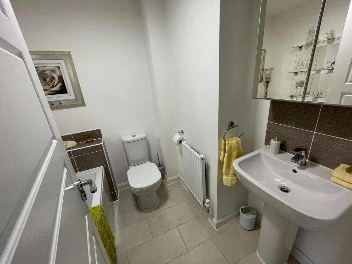וולינגבורו Comet Place מראה חיצוני תמונה